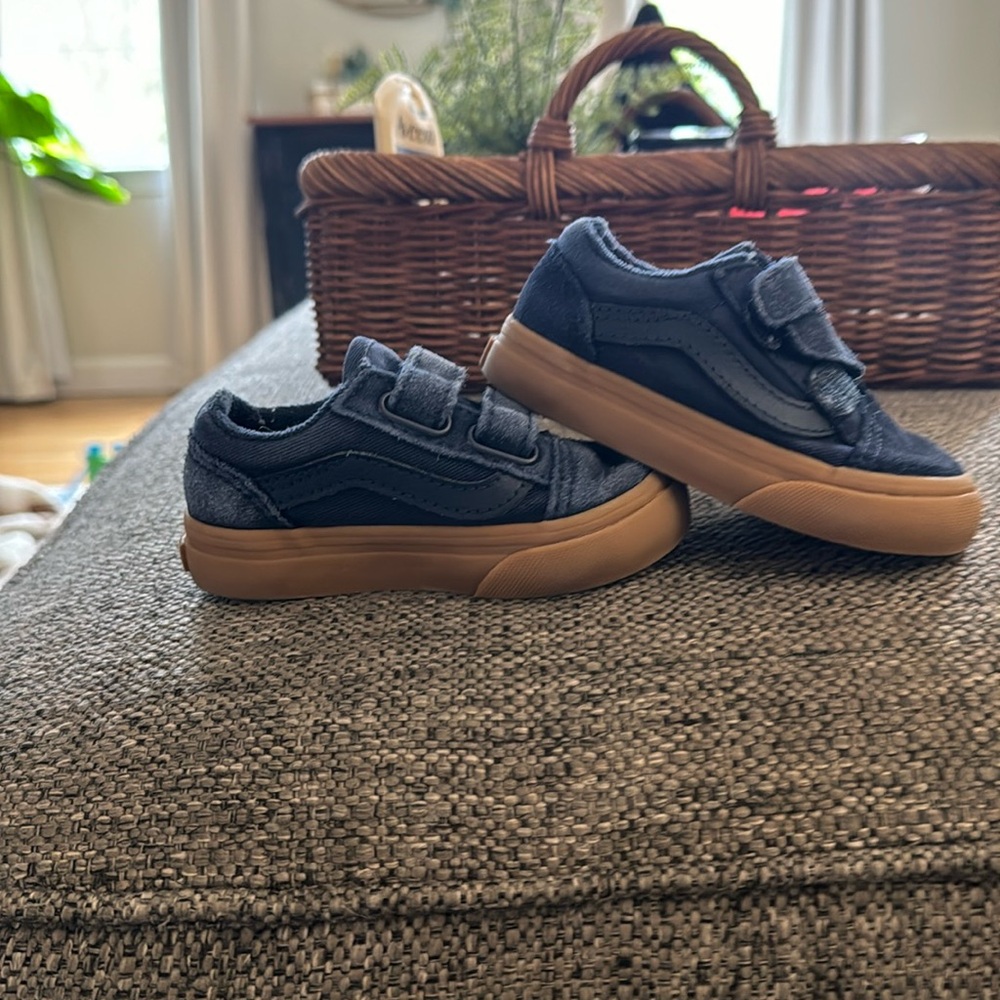 Vans old skool navy toddler sneakers